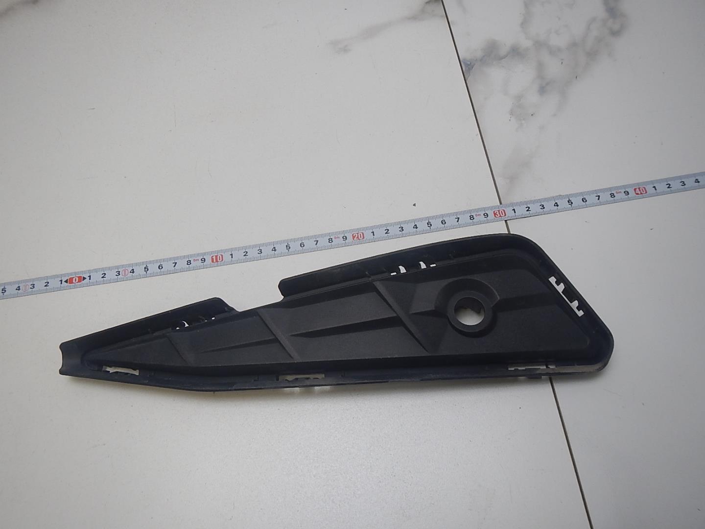 Накладка заднего бампера правая