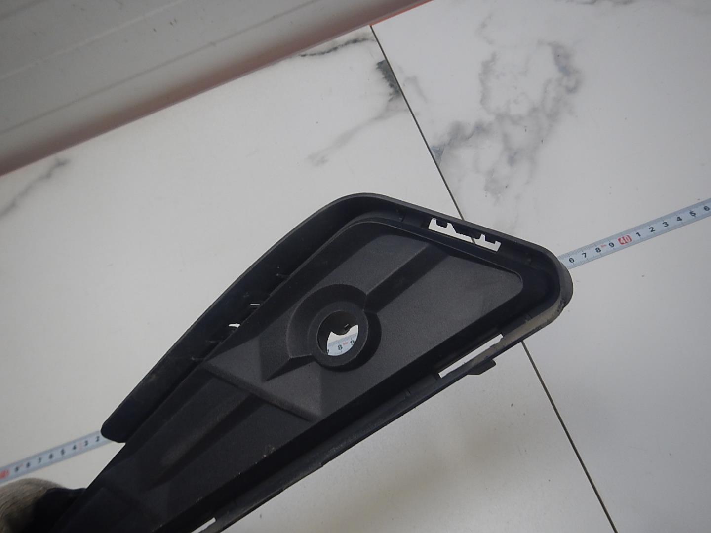 Накладка заднего бампера правая