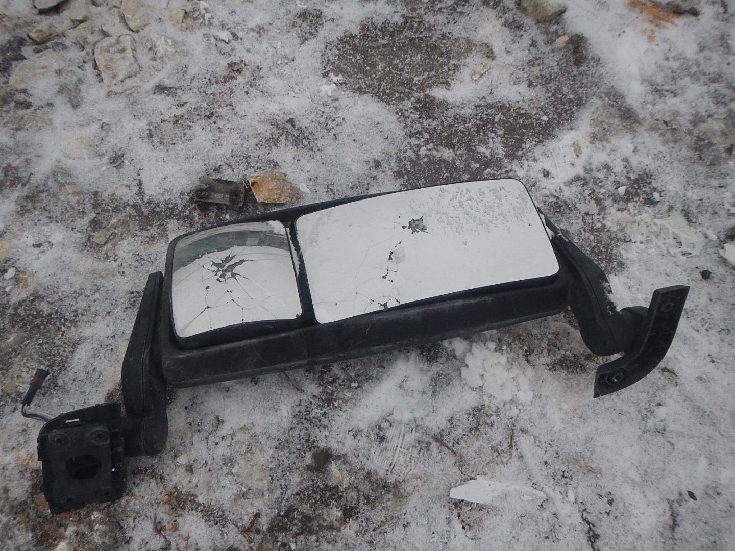 Зеркало левое электрическое