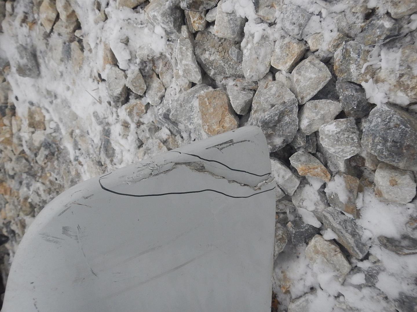 Спойлер (дефлектор) крышки багажника