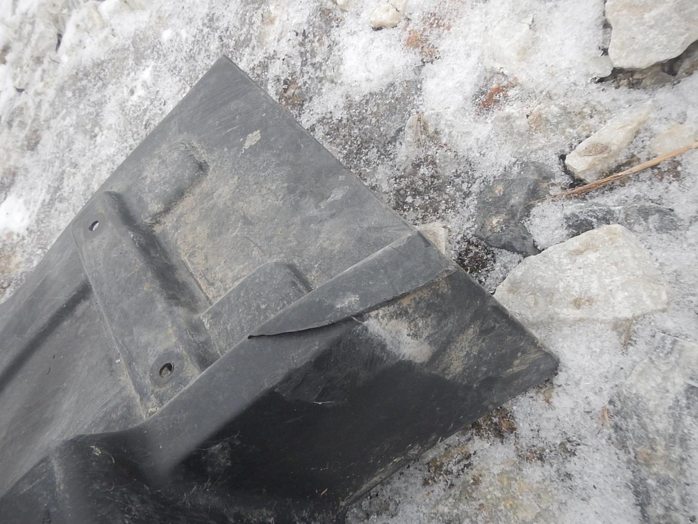 Крыло заднее правое