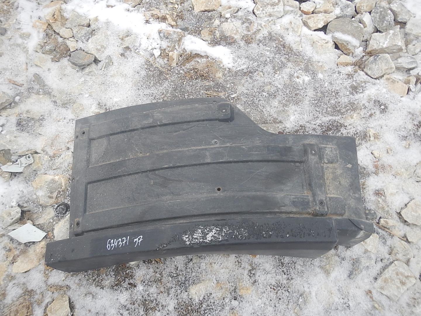 Крыло заднее правое