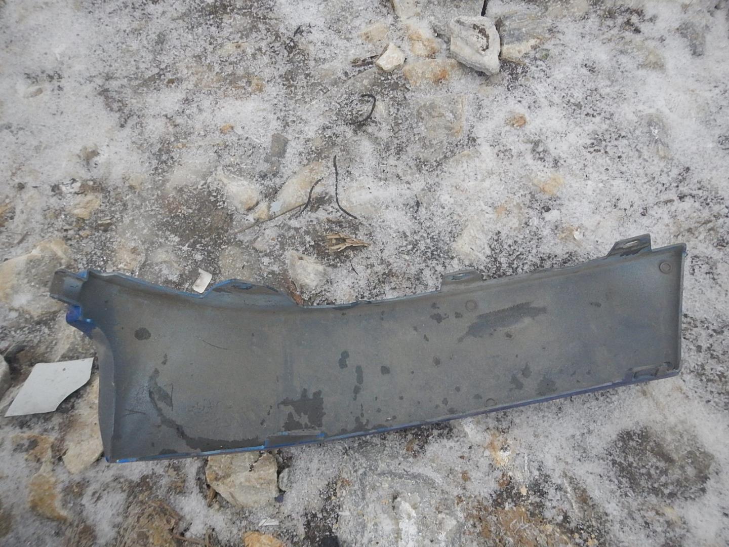 Накладка переднего бампера правая