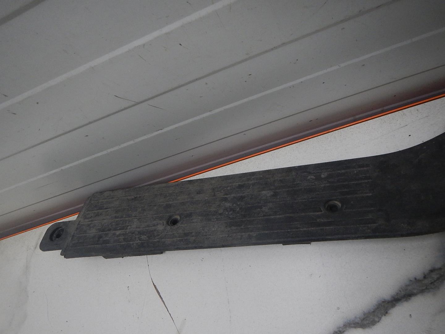 Накладка порога (внутренняя)