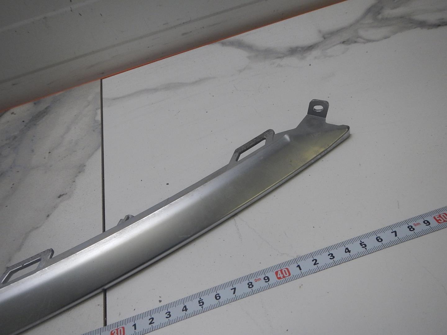 Молдинг заднего бампера