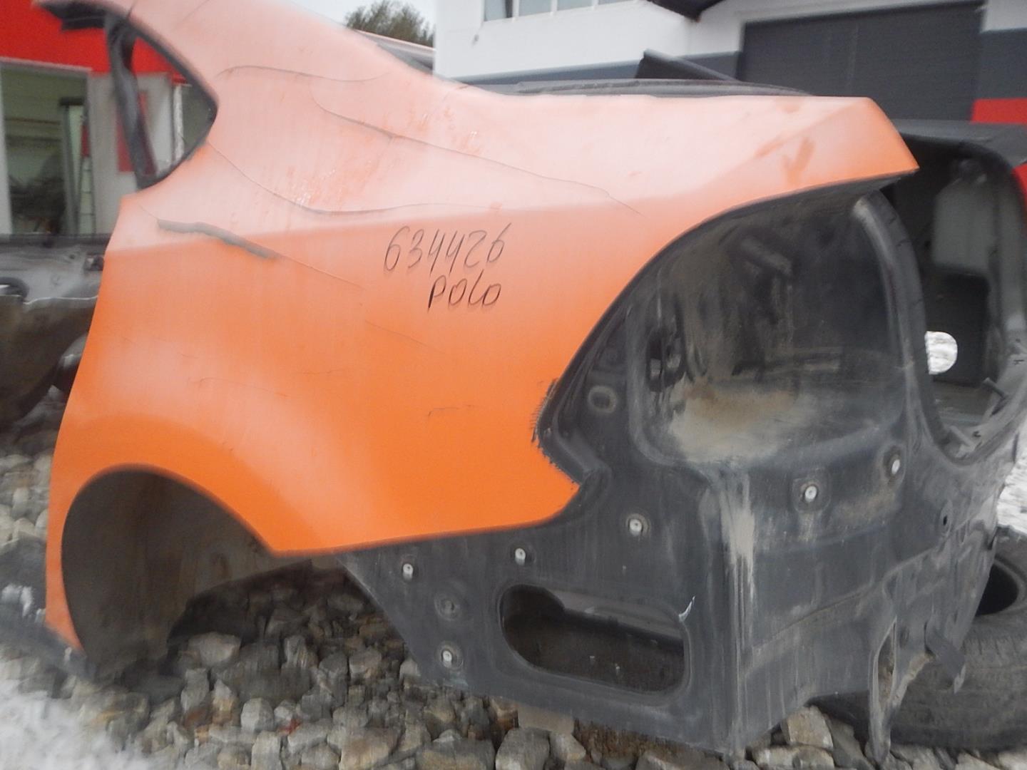 Крыло заднее левое