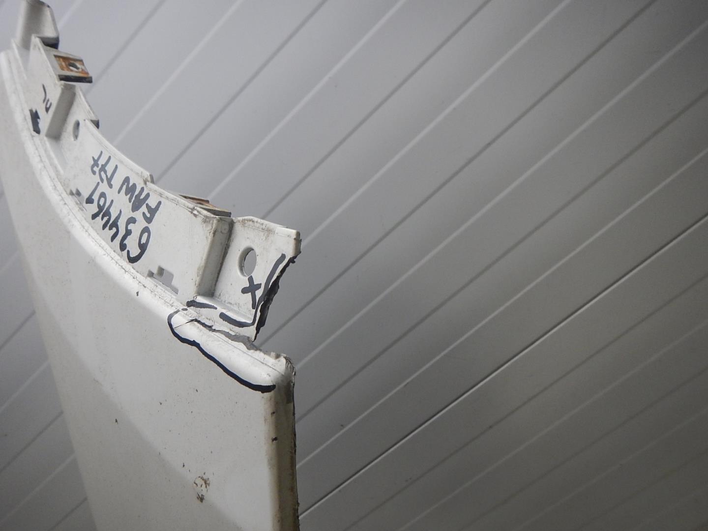 Накладка переднего бампера левая