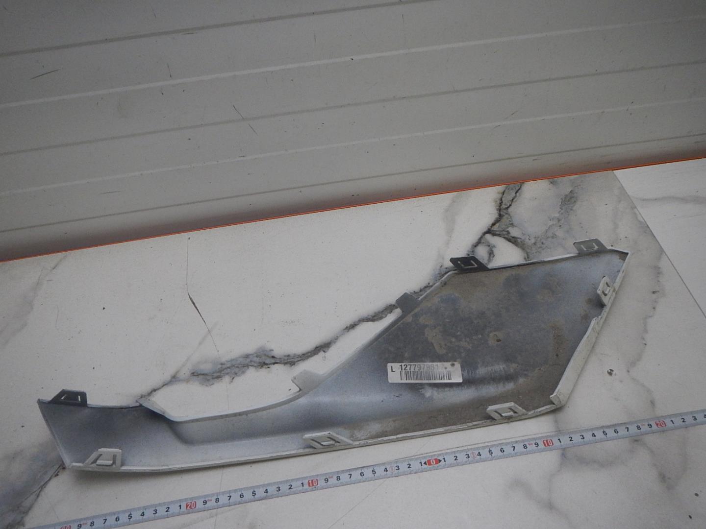 Накладка переднего бампера левая