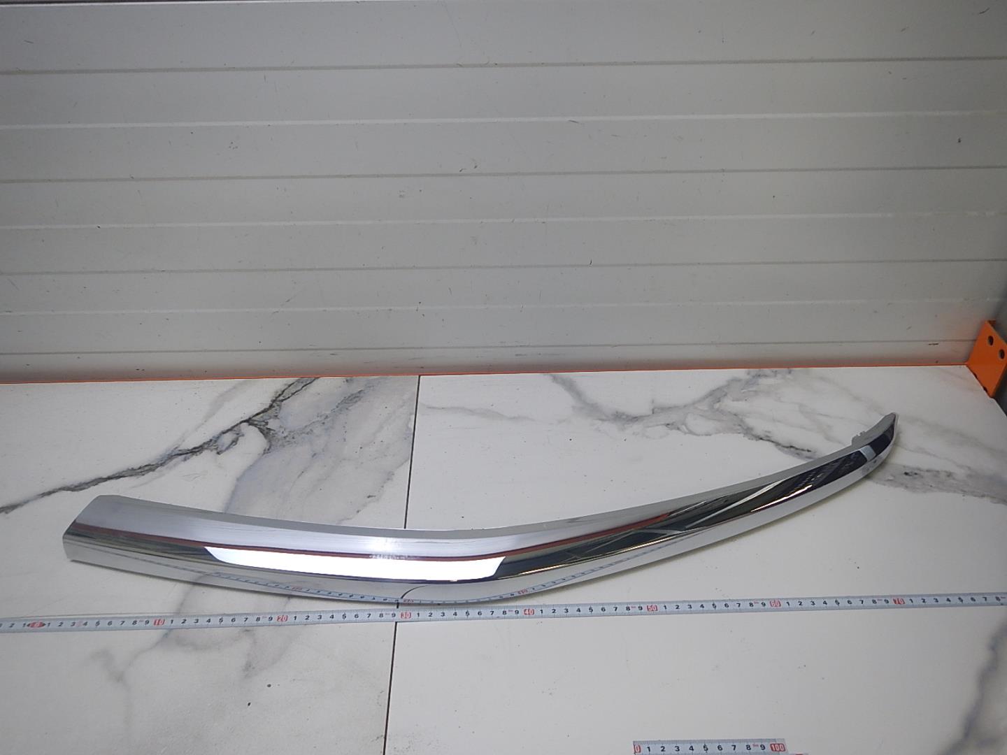 Накладка на решетку радиатора