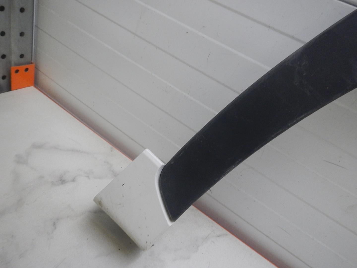 Накладка на крыло