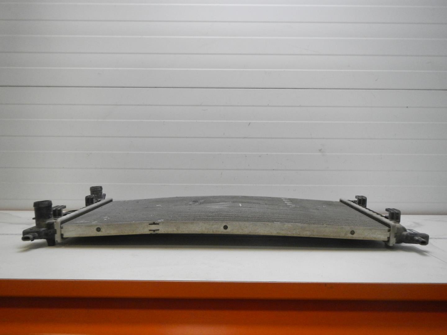 Радиатор охлаждения двигателя основной