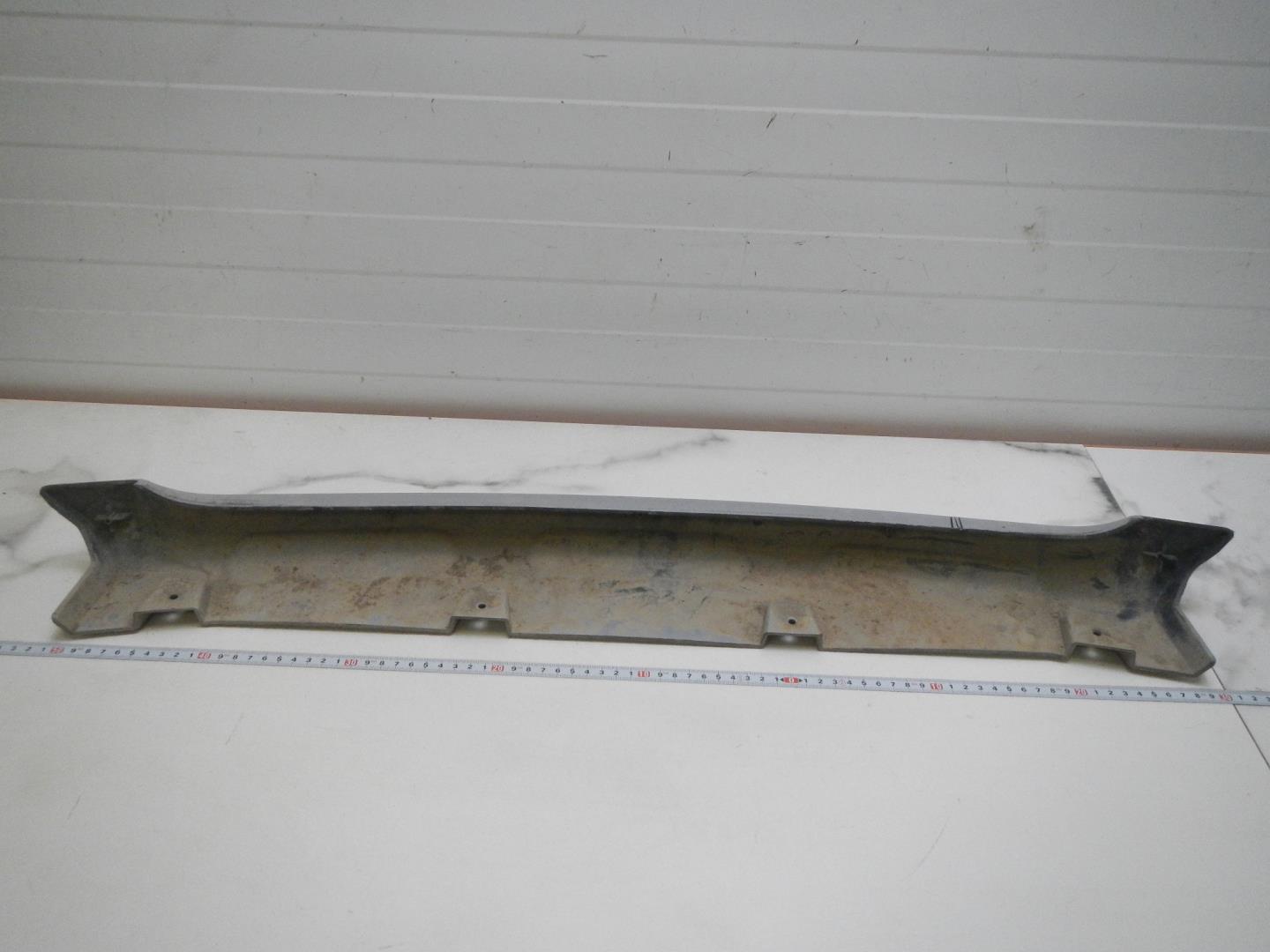 Накладка переднего бампера