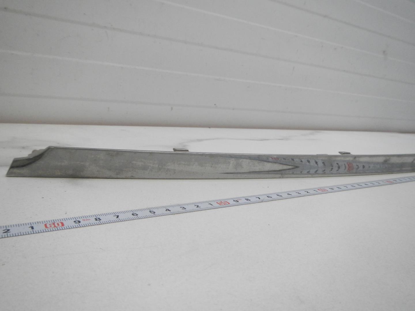 Молдинг заднего бампера