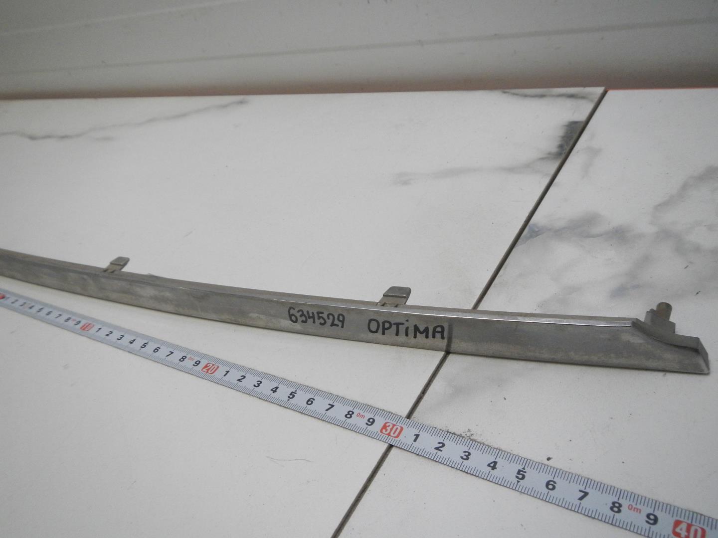 Молдинг заднего бампера