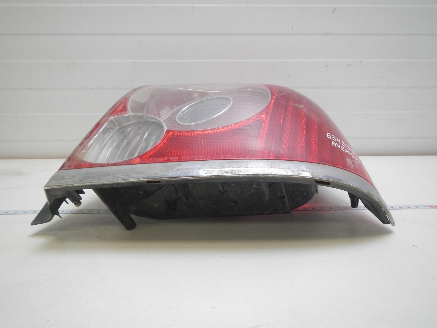 Фонарь задний правый