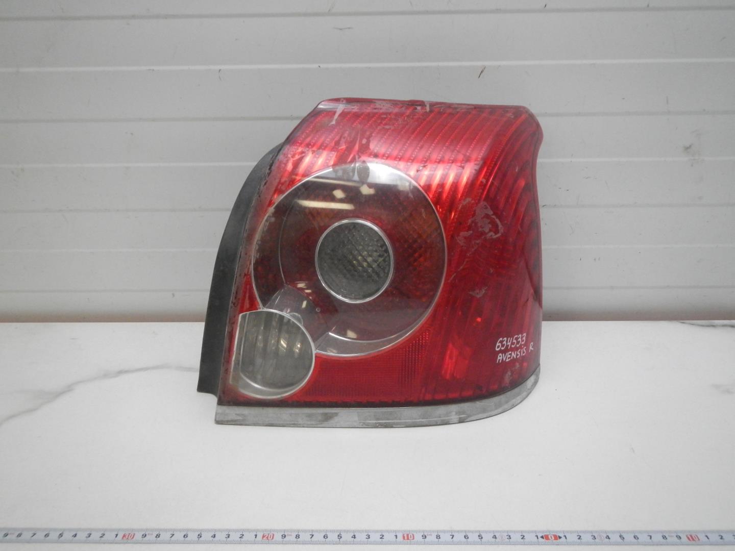 Фонарь задний правый