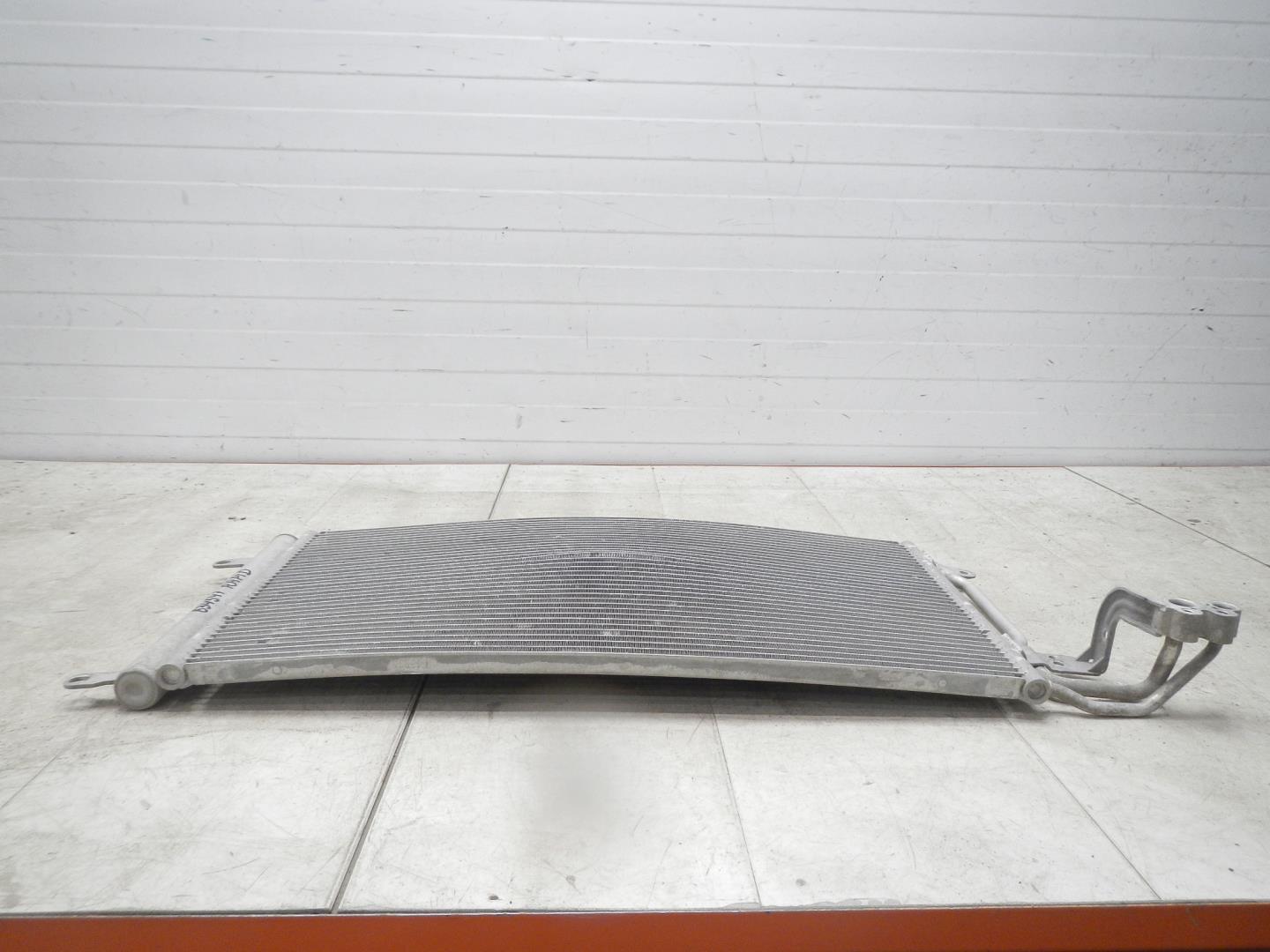 Радиатор кондиционера / конденсер