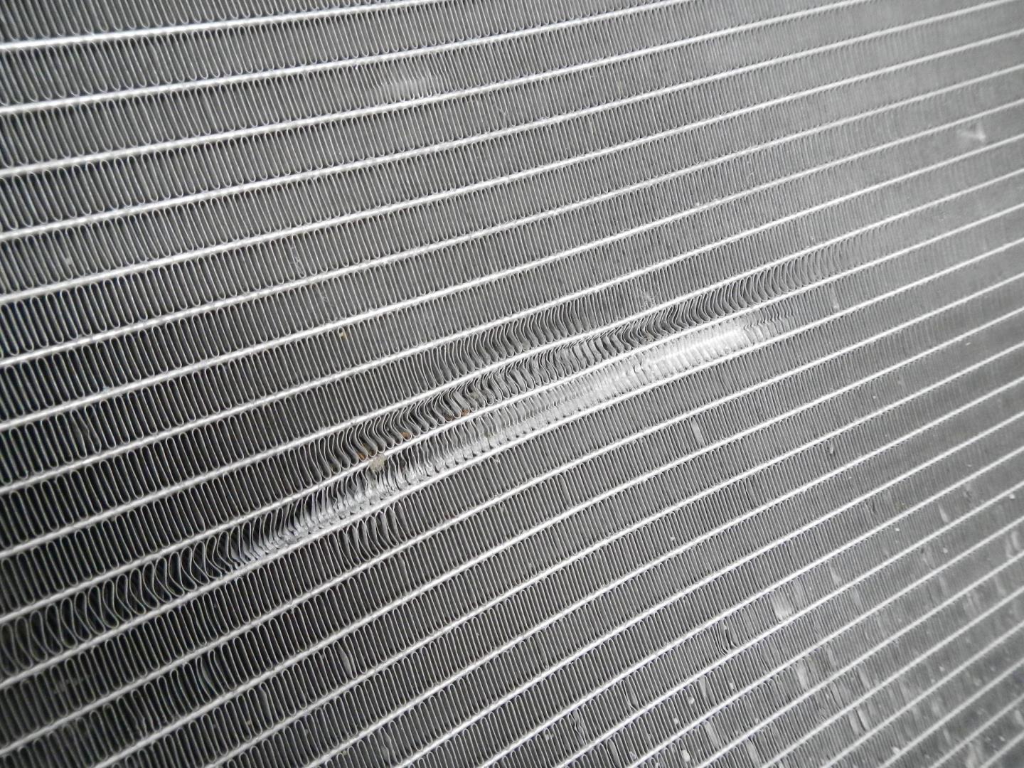 Радиатор кондиционера / конденсер