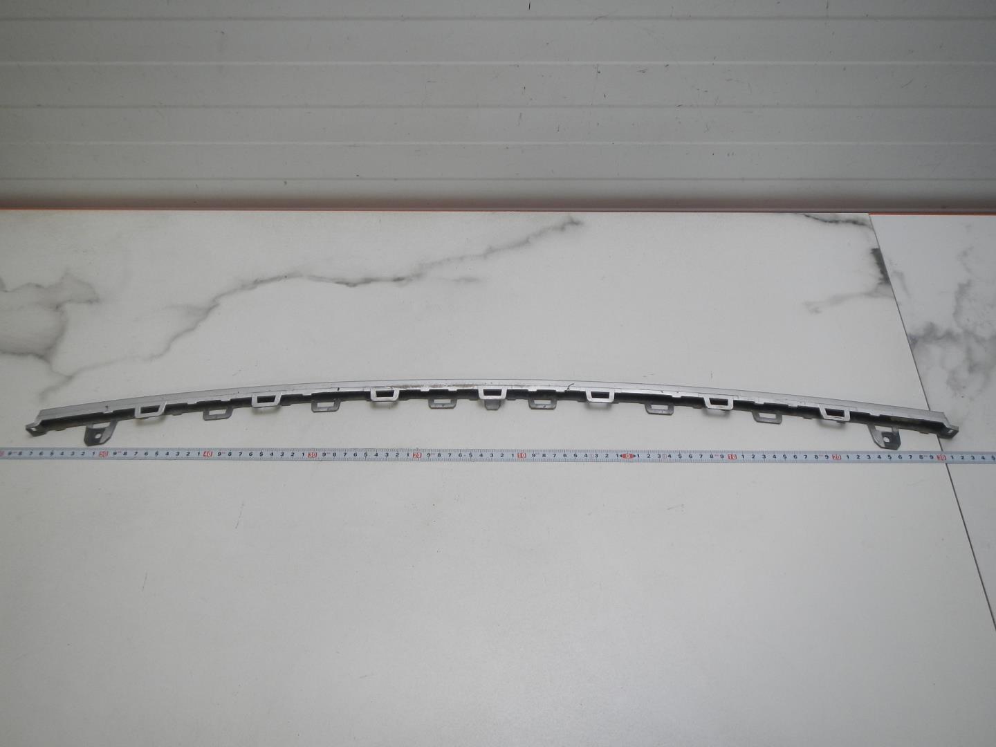 Молдинг заднего бампера