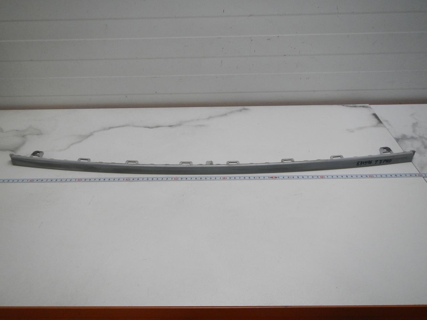 Молдинг заднего бампера