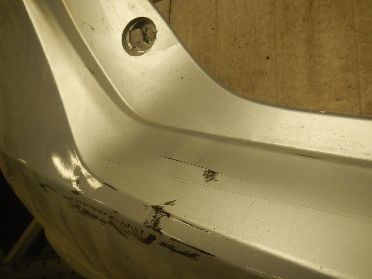 Бампер задний