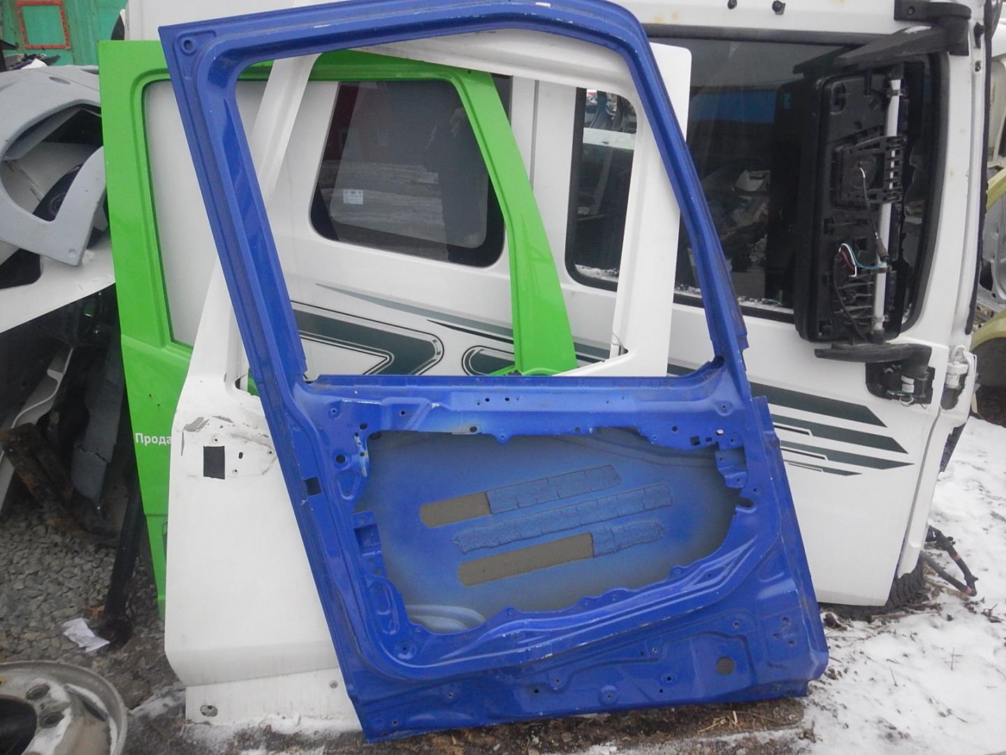 Дверь передняя левая