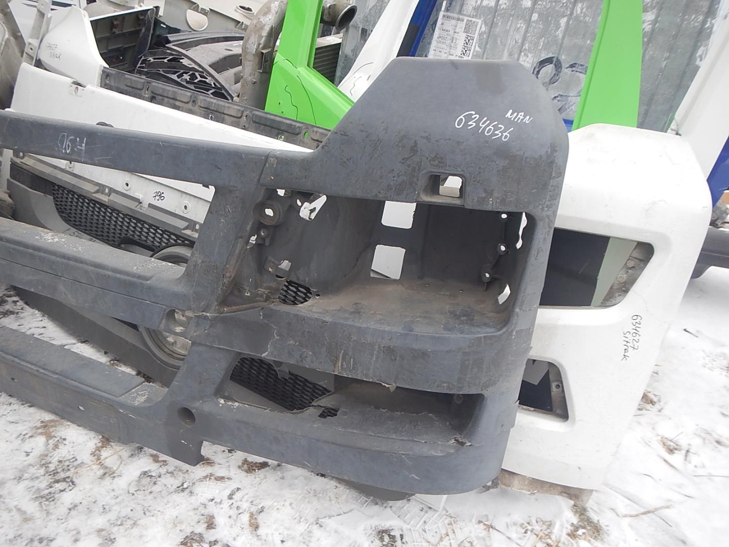 Бампер передний