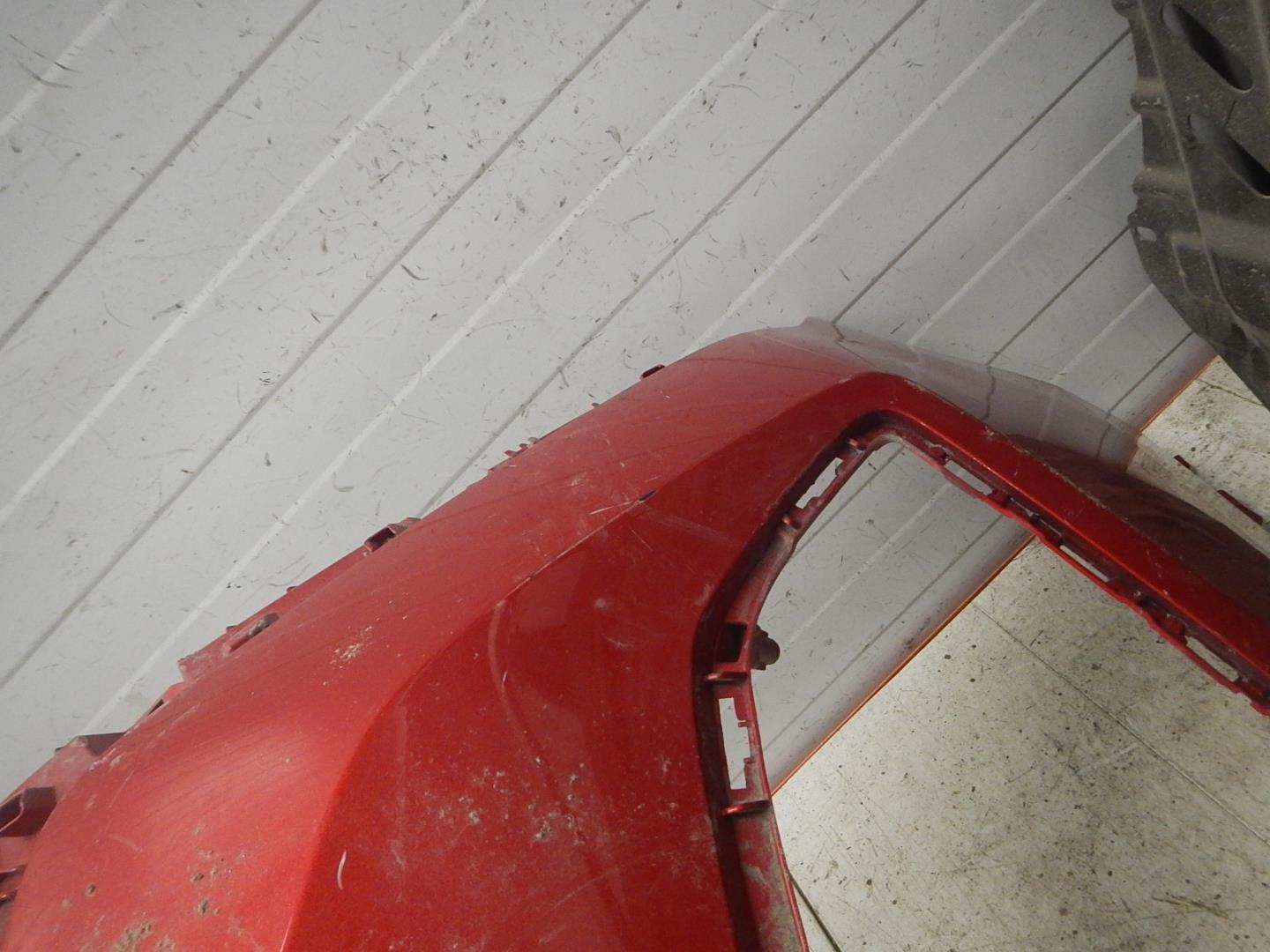 Бампер передний