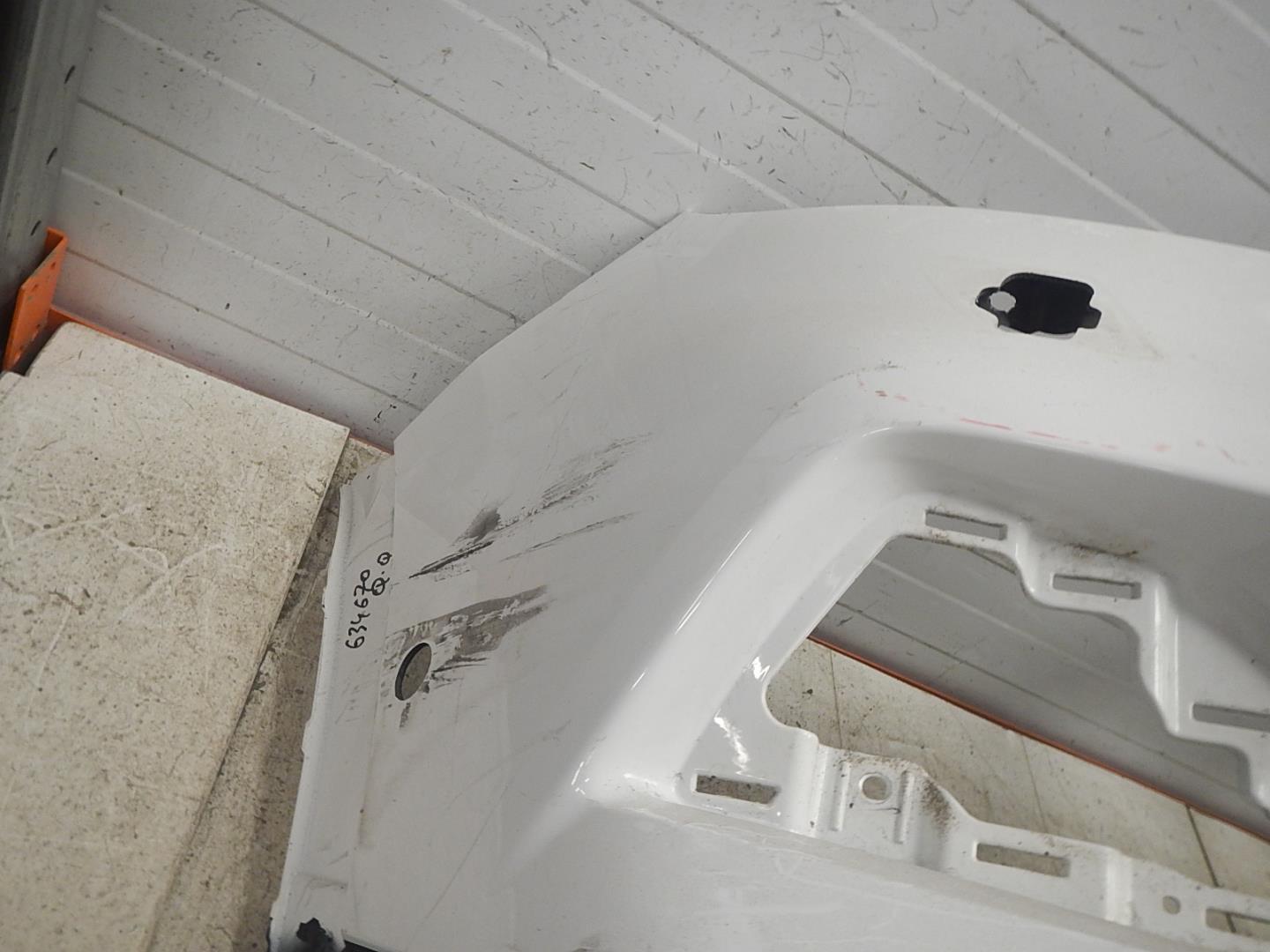 Бампер передний