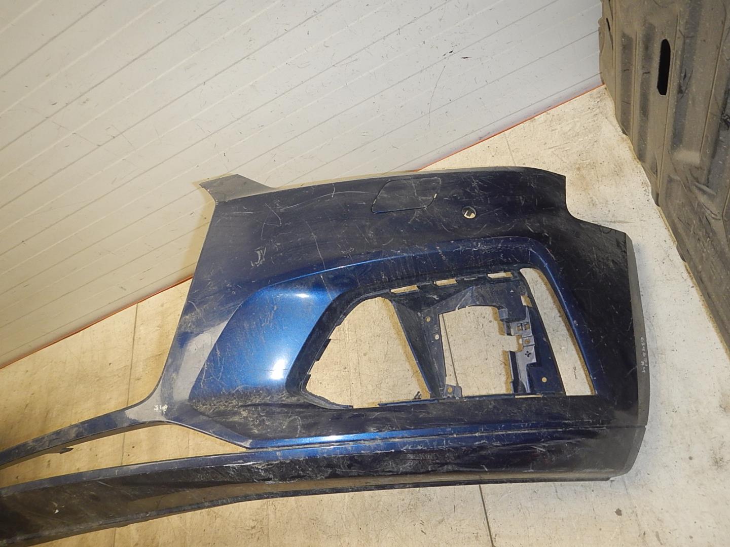 Бампер передний