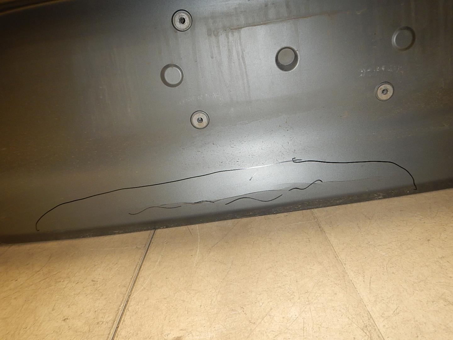 Дверь багажника