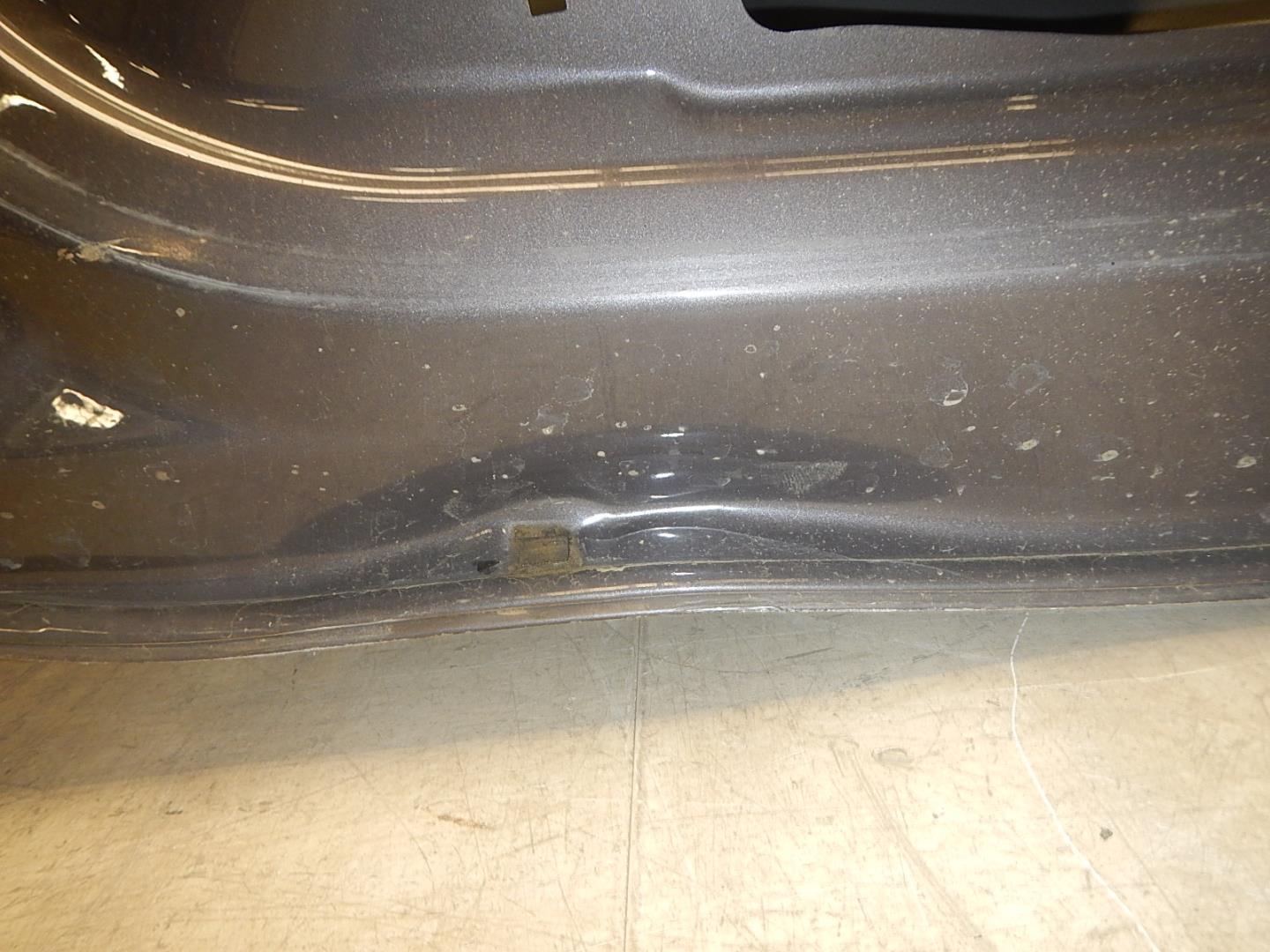 Дверь багажника