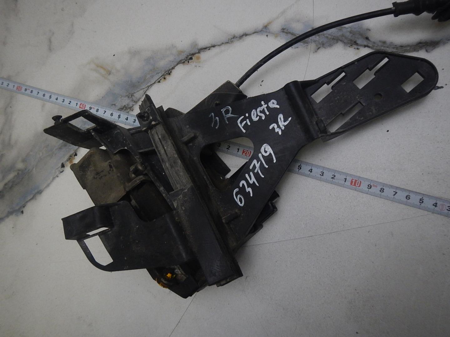 Замок двери задней правой