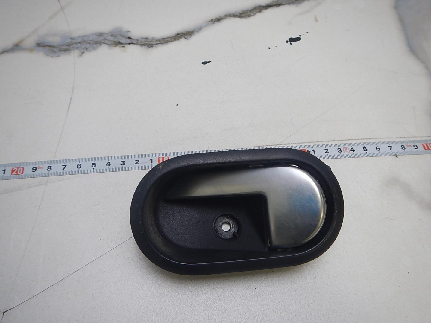 Ручка двери внутренняя левая