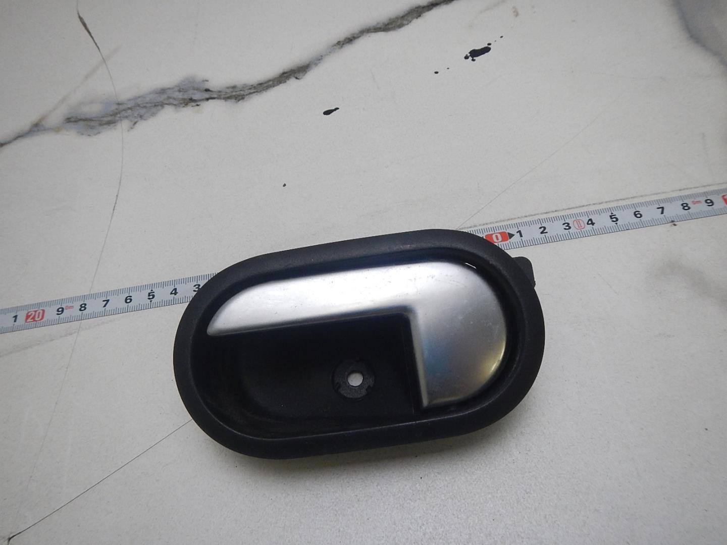 Ручка двери внутренняя левая