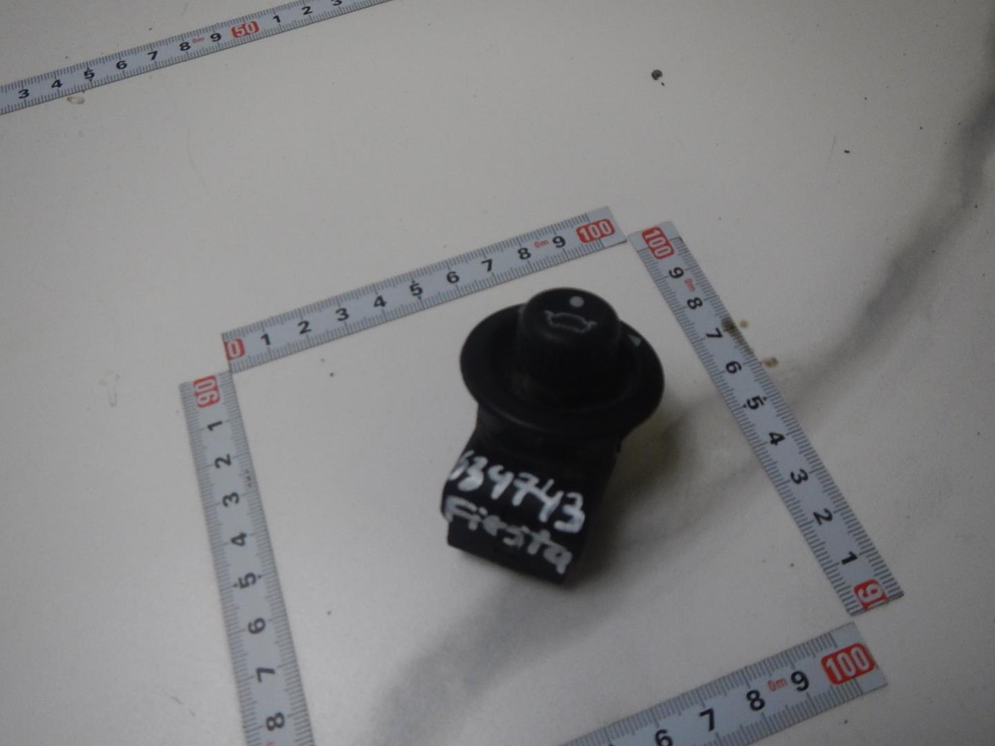 Переключатель регулировки зеркал