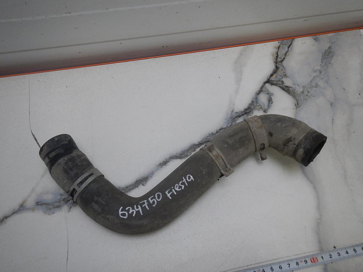 Патрубок радиатора