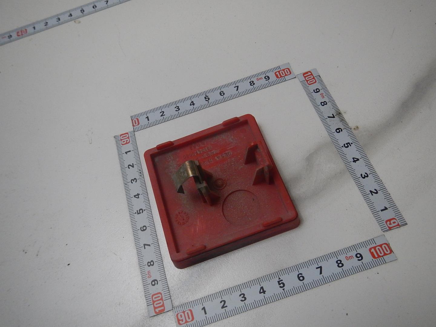 Отражатель в бампер задний левый