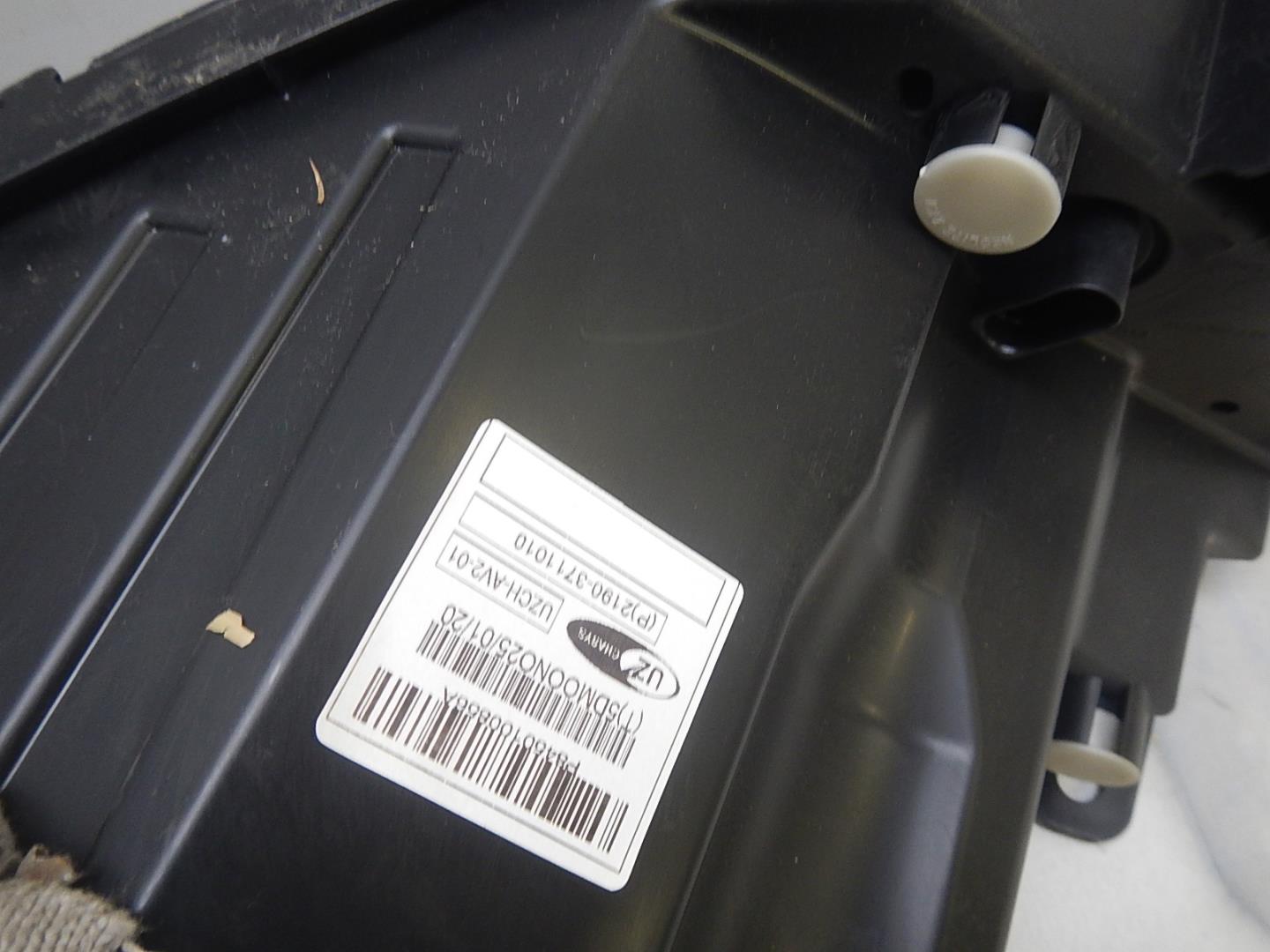 Фара правая