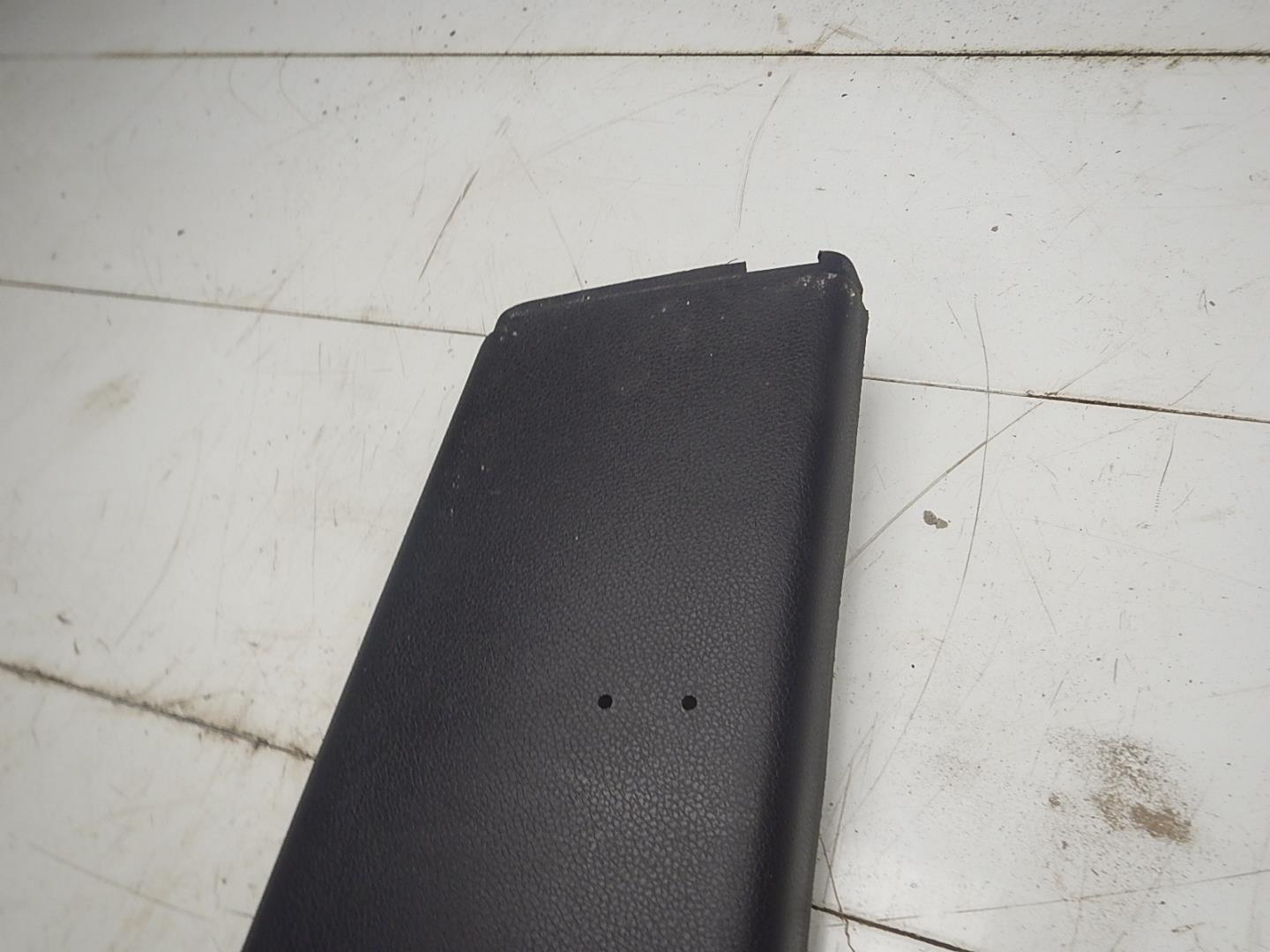 Обшивка стойки