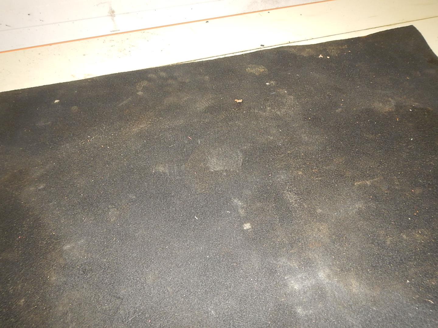 Пол багажника