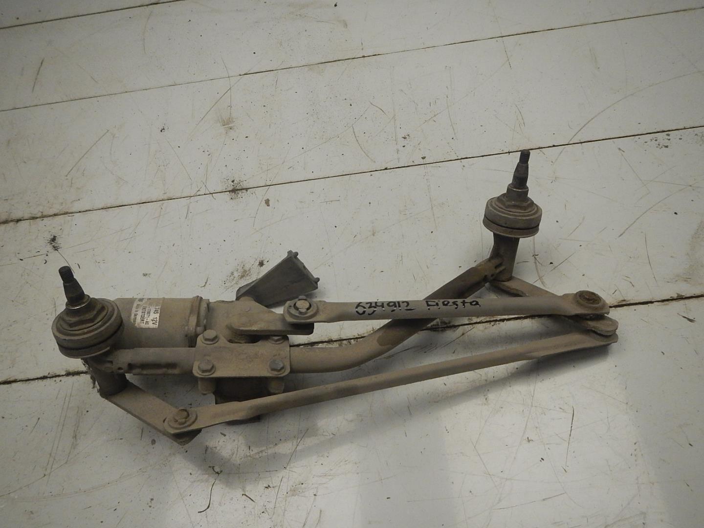 Трапеция стеклоочистителей