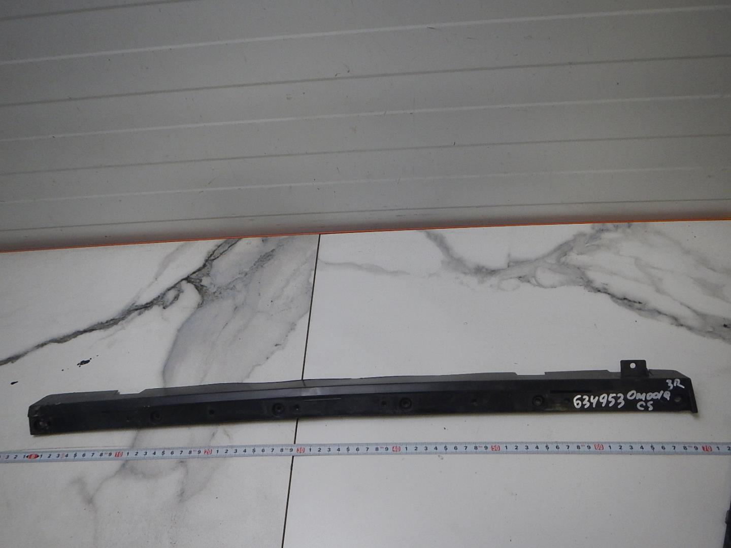 Накладка двери задней правой