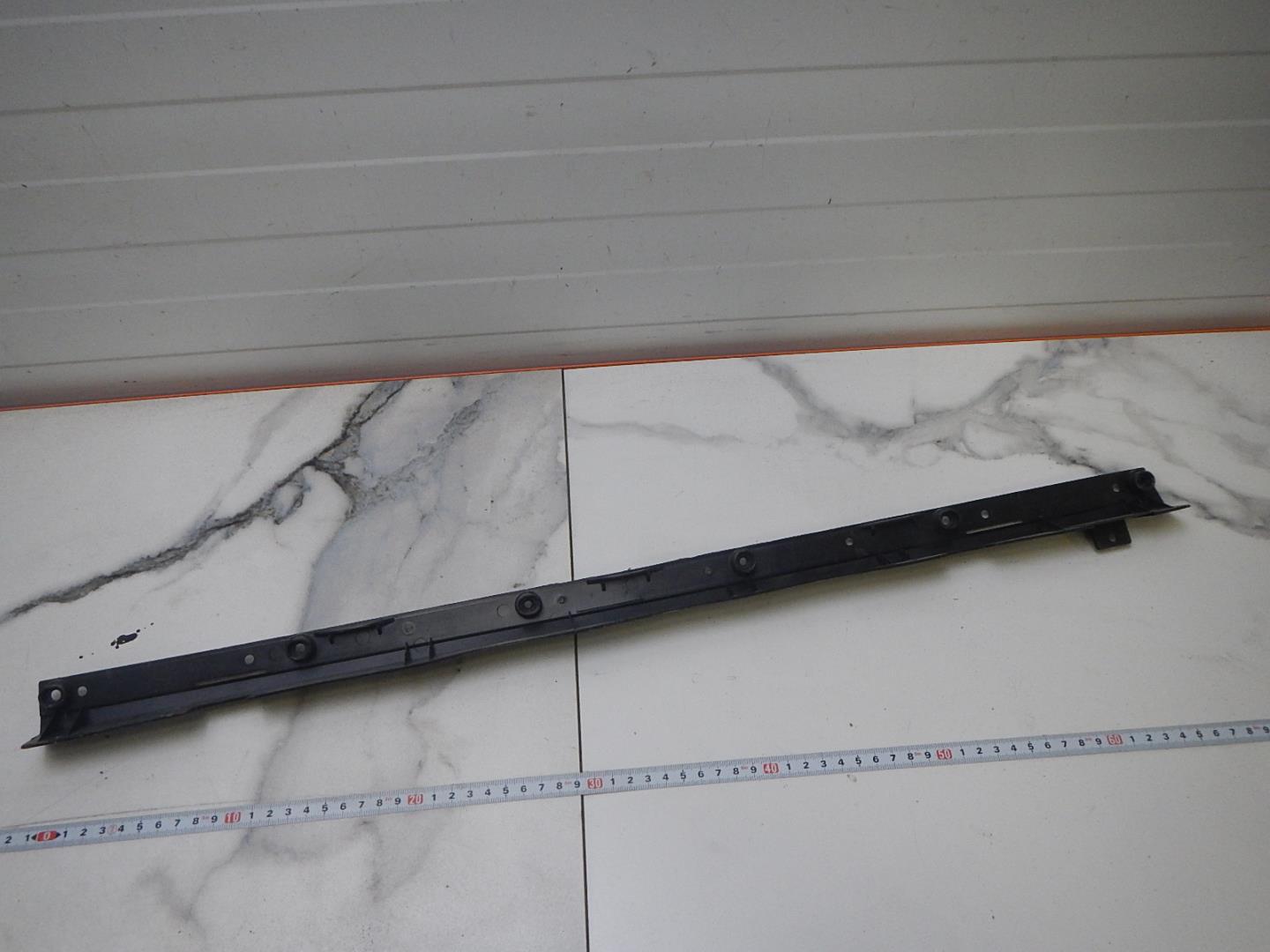 Накладка двери задней правой