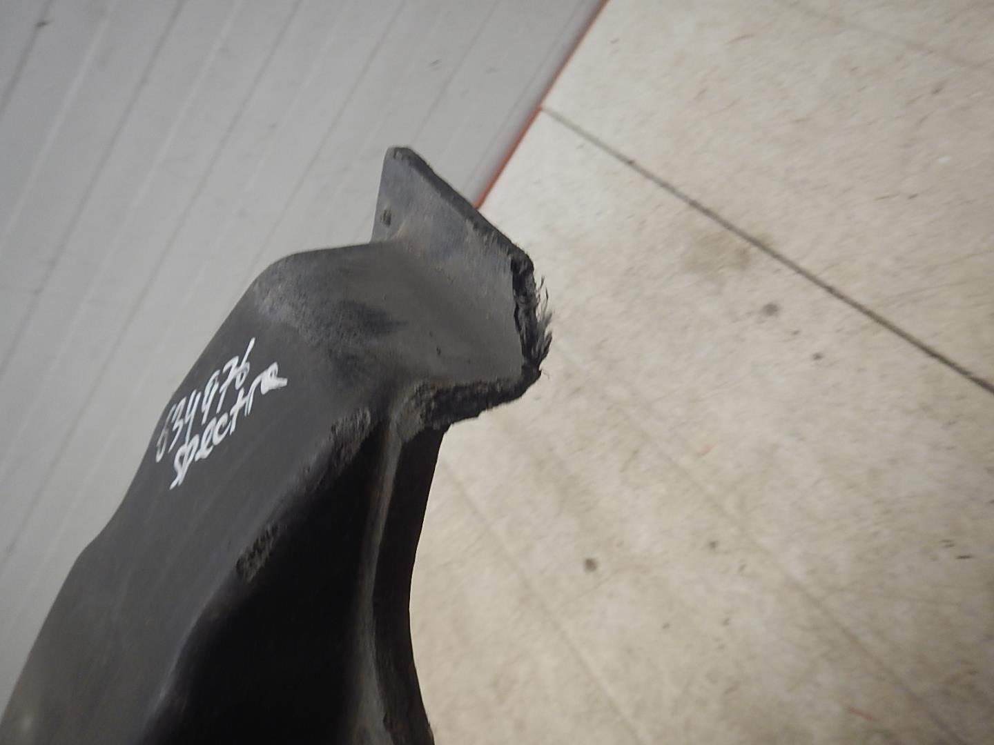 Усилитель переднего бампера