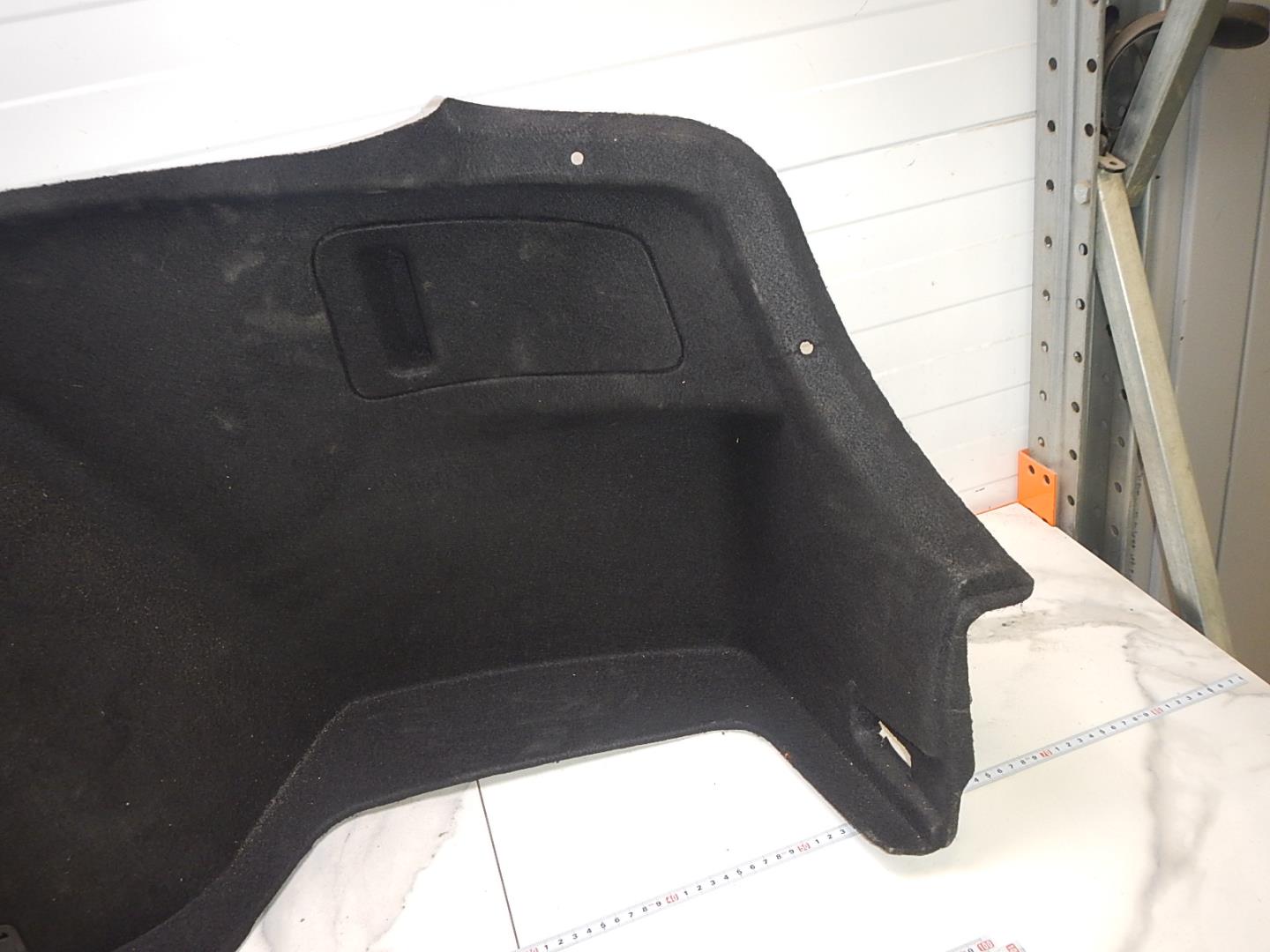 Обшивка багажника