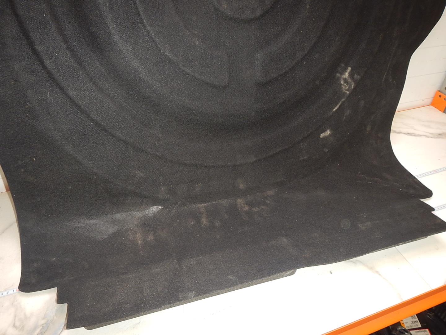 Пол багажника