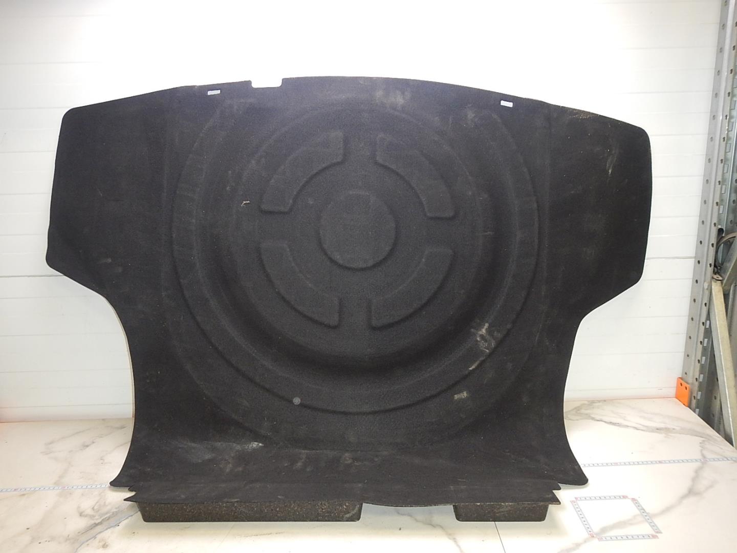 Пол багажника