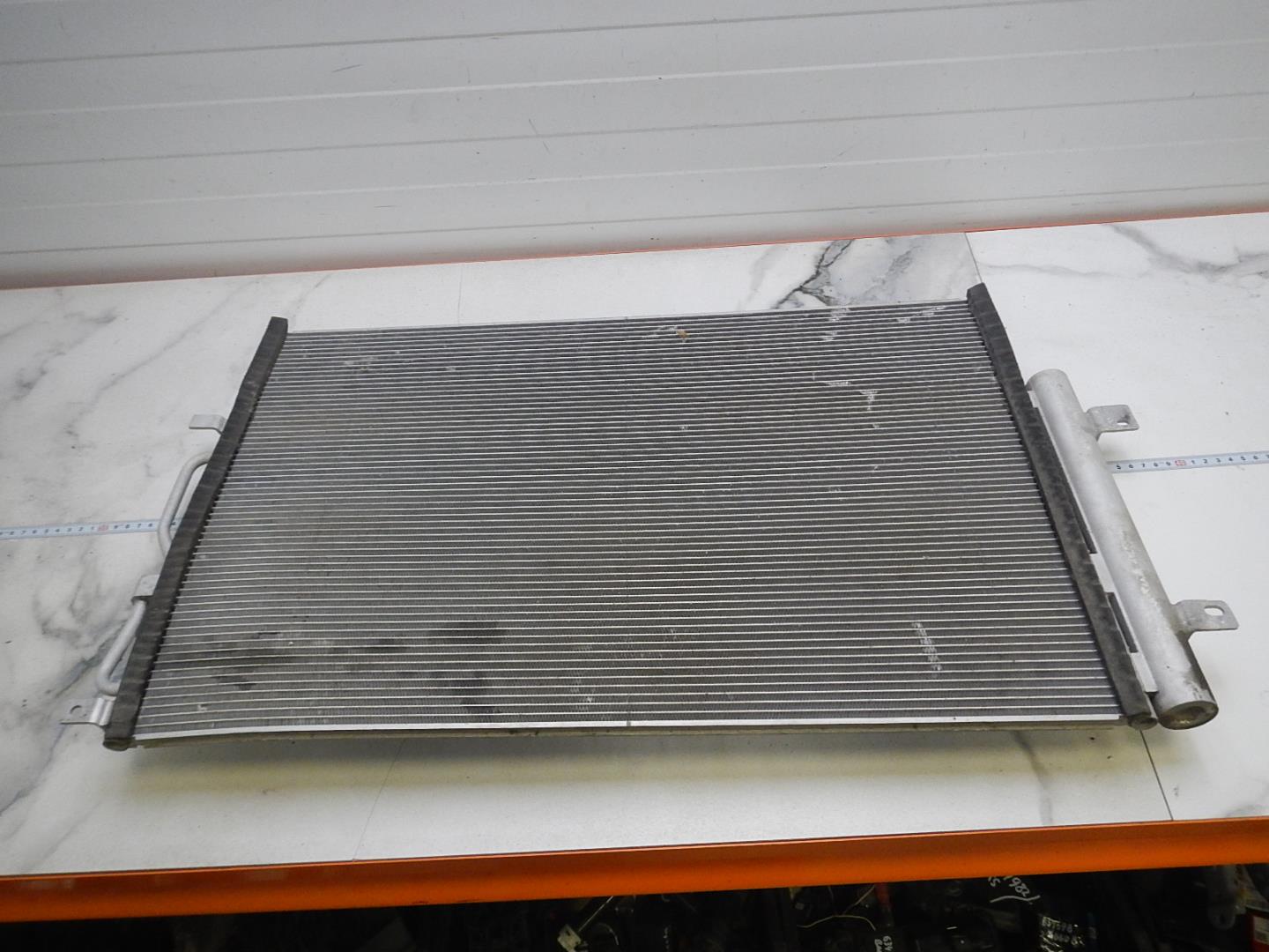 Радиатор кондиционера / конденсер