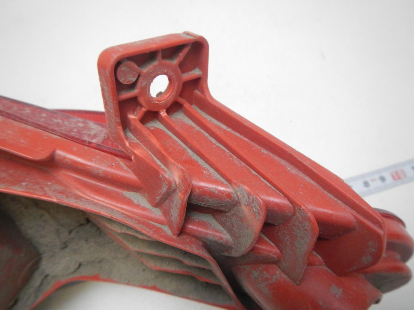 Фонарь задний внутренний левый